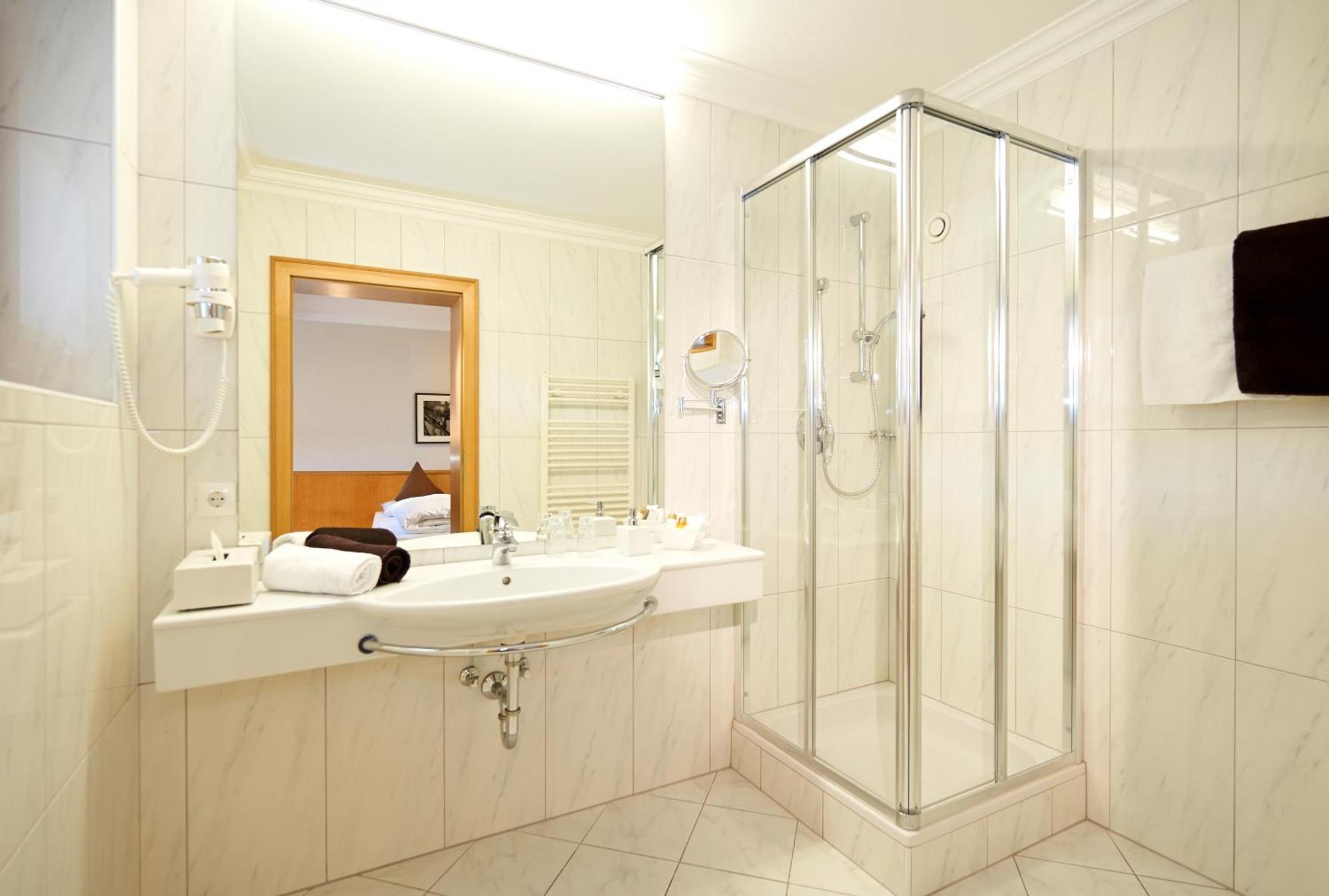 Hotel Waidmannsheil Flachau Habitación foto